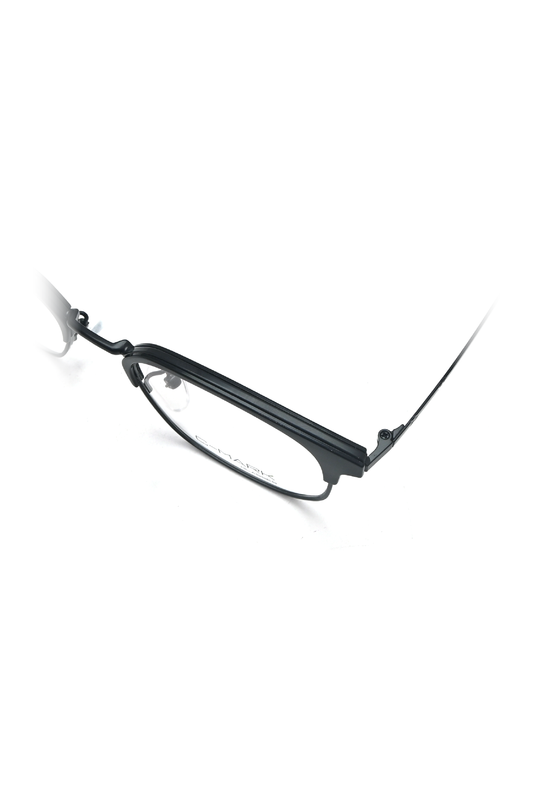 CMRH0106